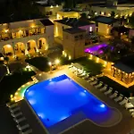 Dimore Casalesalento Apart Otel 4*