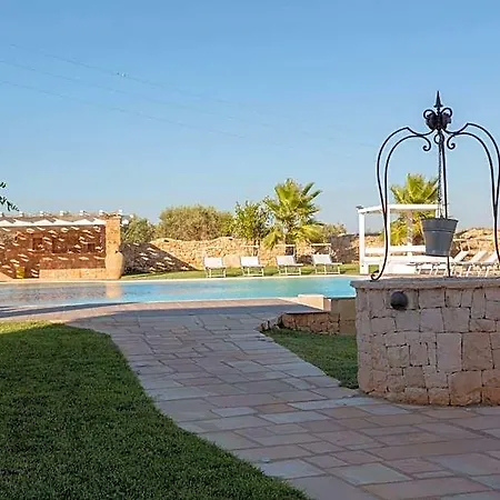 Dimore Casalesalento Aparthotel 4*