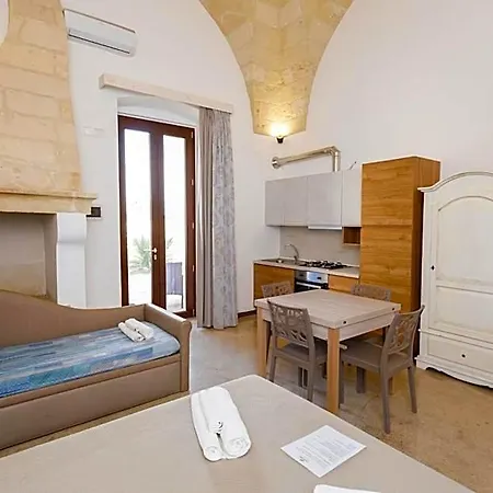 Dimore Casalesalento Aparthotel 4*